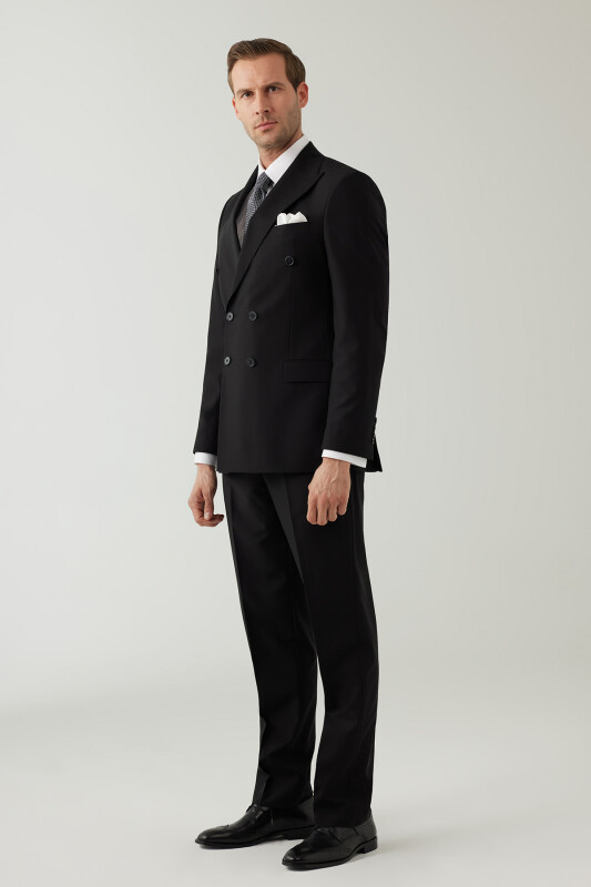 Erkek Siyah Regular Fit Yünlü Likralı Kruvaze Yaka Takım Elbise