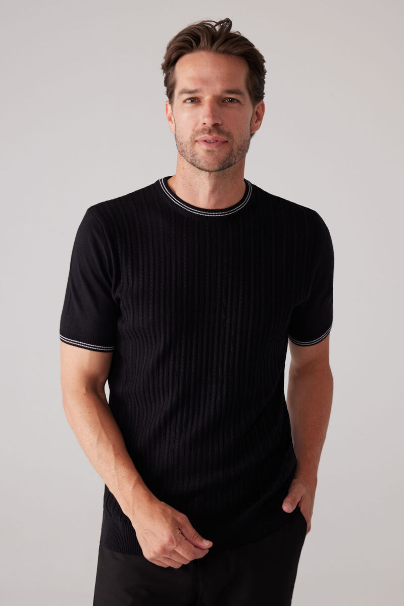 Erkek Siyah Slim Fit Bisiklet Yaka Çizgili Saç Örgü Kısa Kollu Tişört - 3