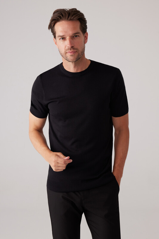 Erkek Siyah Slim Fit Bisiklet Yaka Yazlık Triko Tişört