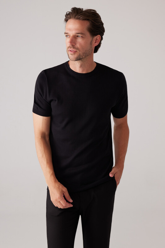 Erkek Siyah Slim Fit Bisiklet Yaka Yazlık Triko Tişört
