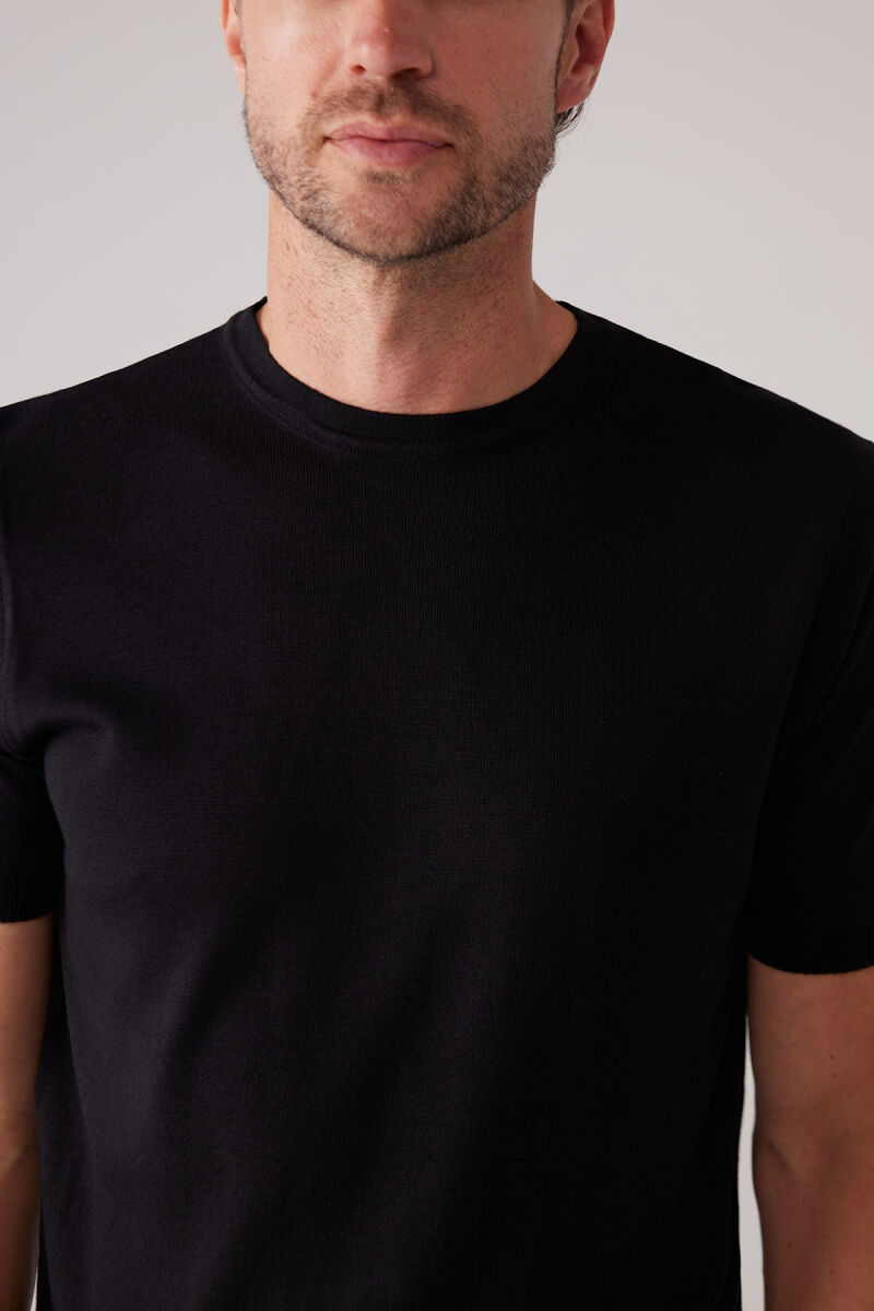 Erkek Siyah Slim Fit Bisiklet Yaka Yazlık Triko Tişört - 7