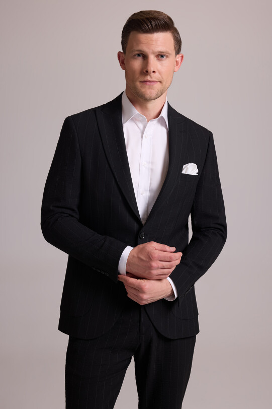 Erkek Siyah Slim Fit Çizgili Tek Düğmeli Jogger Pantolonlu Takım Elbise