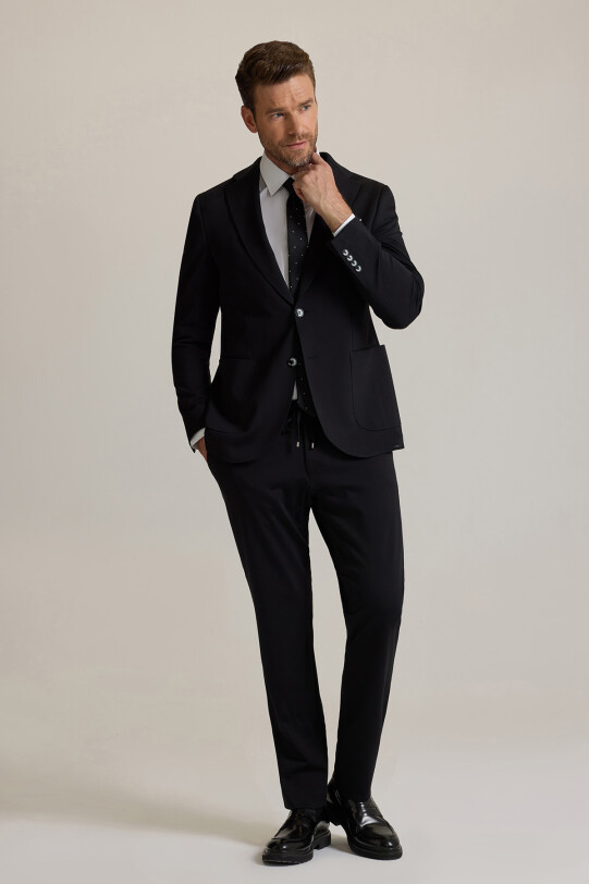 Erkek Siyah Slim Fit Geniş Mono Yaka Jogger Pantolonlu Takım Elbise