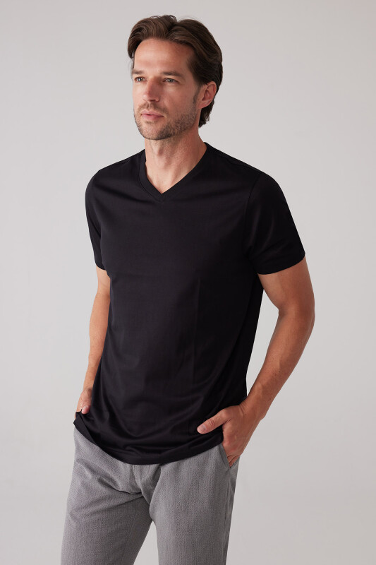 Erkek Siyah Slim Fit Merserize Pamuk V Yaka Tişört
