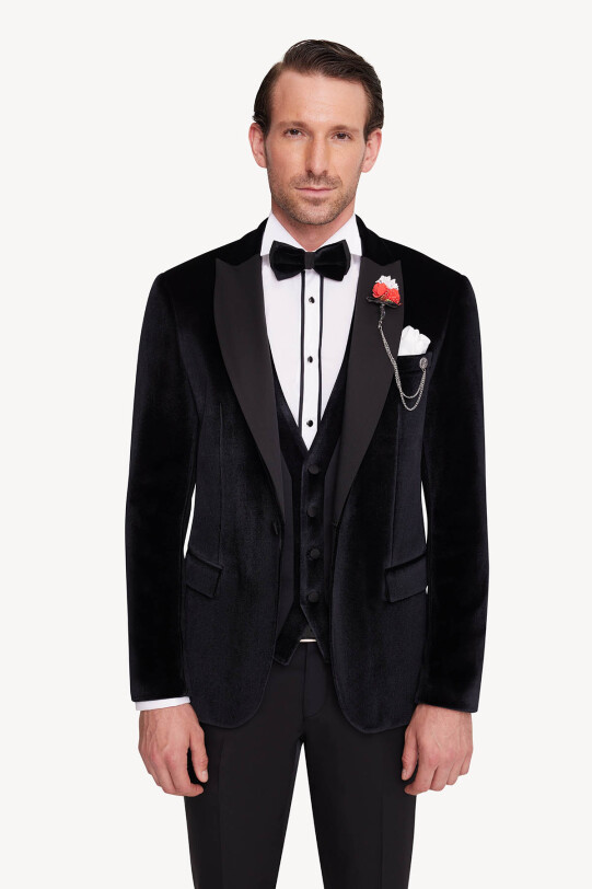 Erkek Siyah Slim Fit Sivri Yaka Kadife Damatlık