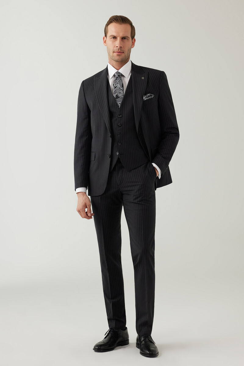 Erkek Siyah Slim Fit Sivri Yaka Yelekli %100 Yünlü Takım Elbise - 3