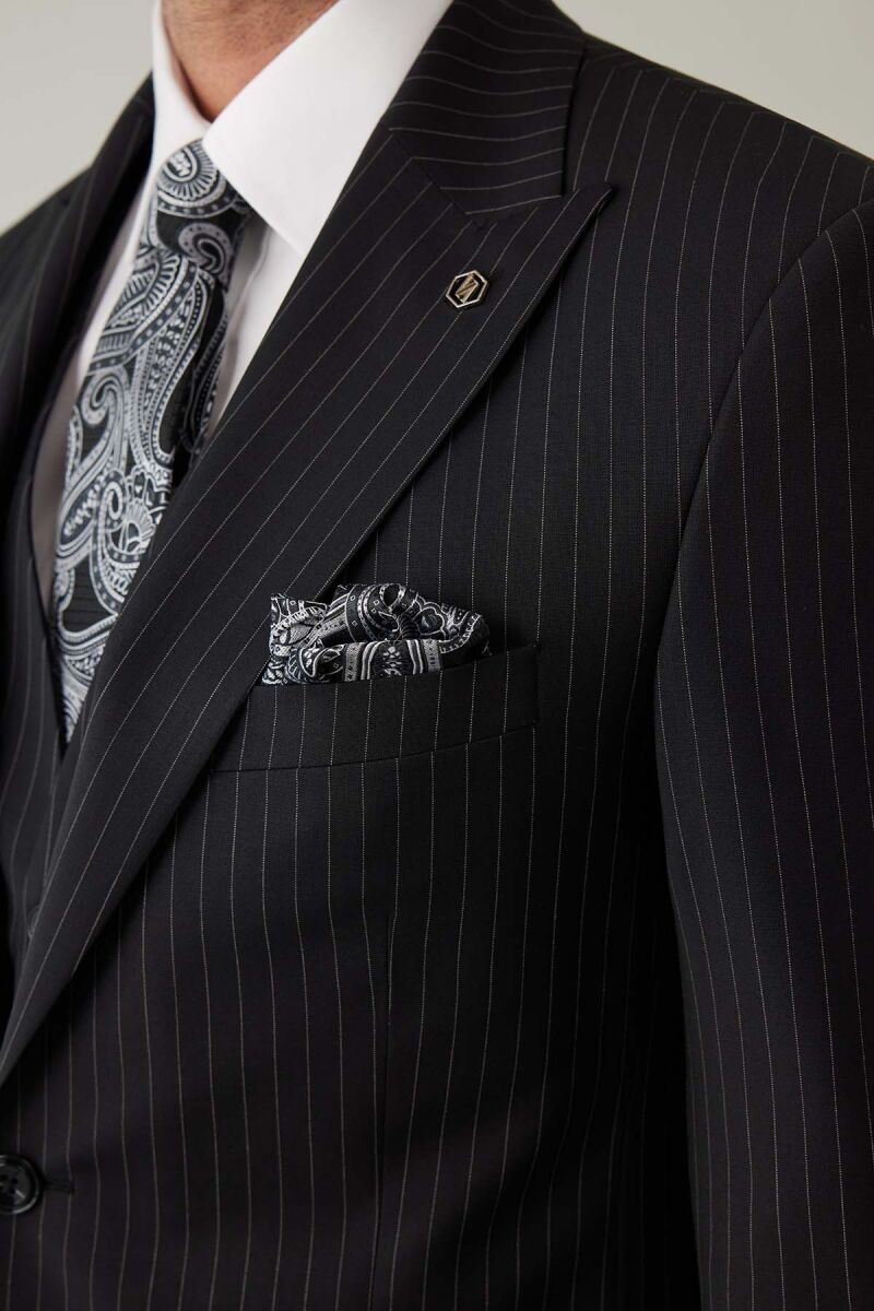 Erkek Siyah Slim Fit Sivri Yaka Yelekli %100 Yünlü Takım Elbise - 8